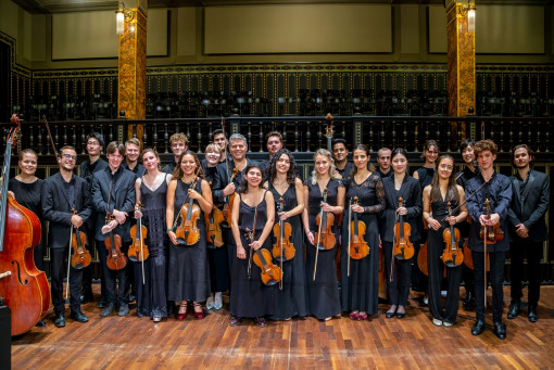 Barnabás Kelemen and the String Orchestra of 7 European Academies