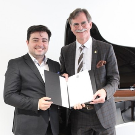 János Balázs, teacher at the Liszt Academy, receives Young Steinway Artist Prize