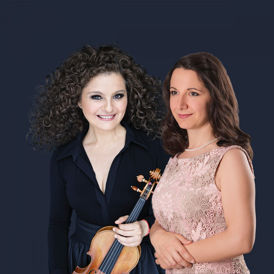 Korcsolán Orsolya és Bonnyai Apolka koncertje