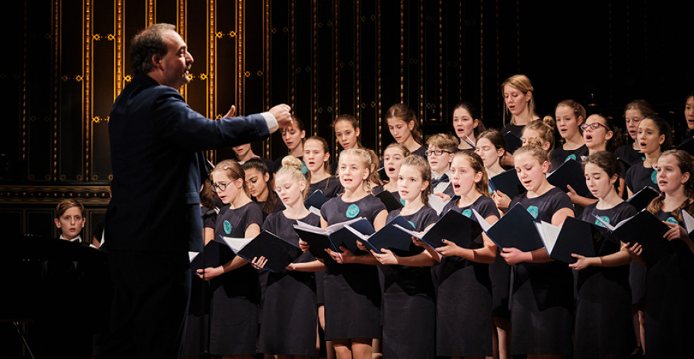 Hungarian Radio Children's Choir Christmas Concert