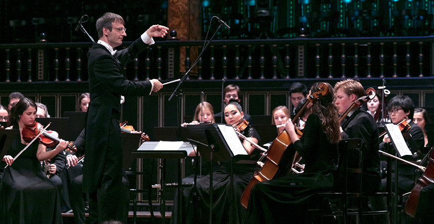 Gergely Ménesi & Liszt Academy Chamber Orchestra