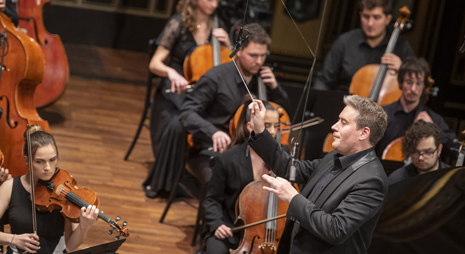 Kristóf Baráti & Liszt Academy Symphony Orchestra