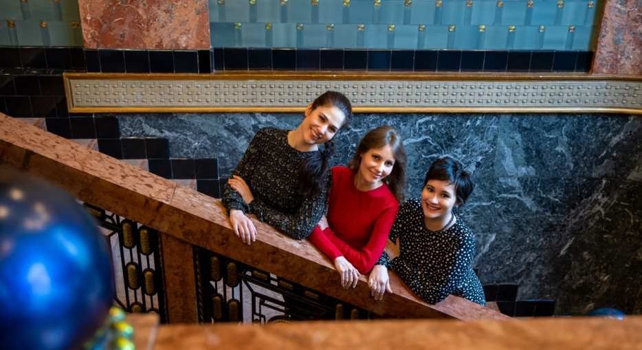 Ágnes Langer, Eszter Karasszon & Éva Szalai