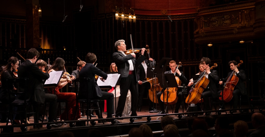 Barnabás Kelemen & Liszt Academy String Orchestra