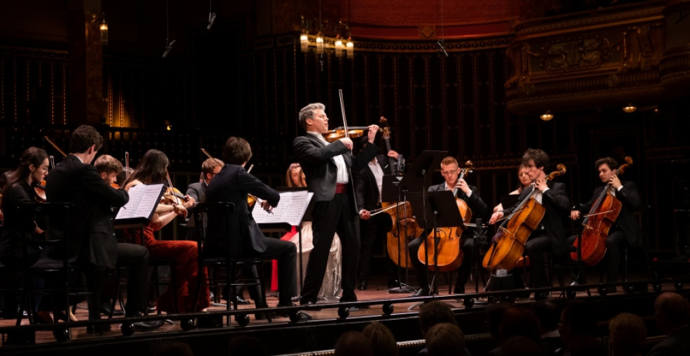 Barnabás Kelemen & Liszt Academy String Orchestra