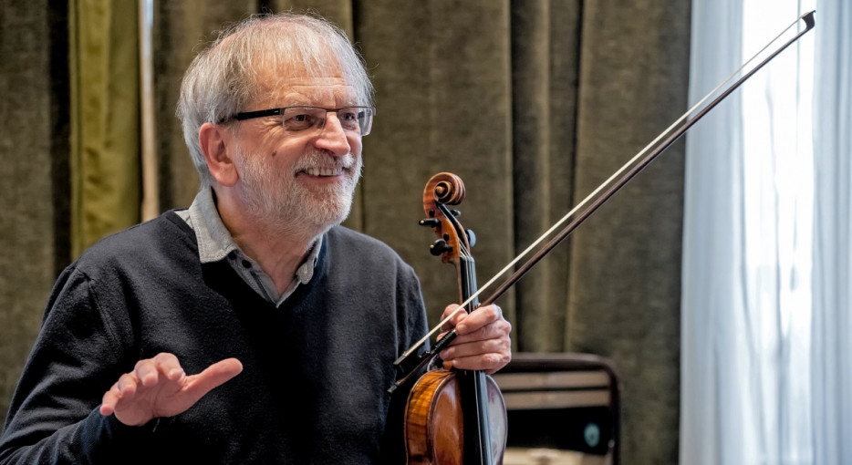 Péter Kováts & Joint String Orchestra of Seven European Music Universities