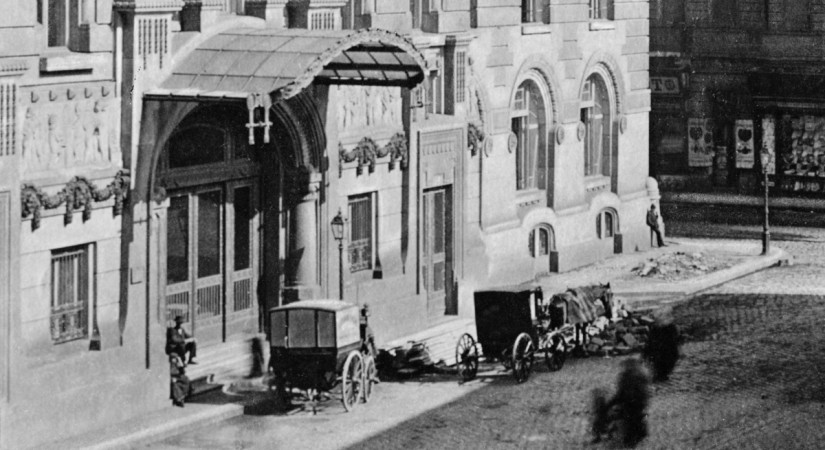 Music Palace in Király Street