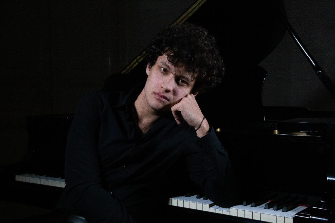  Elemér Balázs awarded this year's Yamaha Scholarship